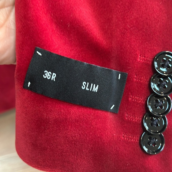 NWT Express Velvet Sport Coat with Contrast Black Satin Trim (Slim) - Picture 13 of 15